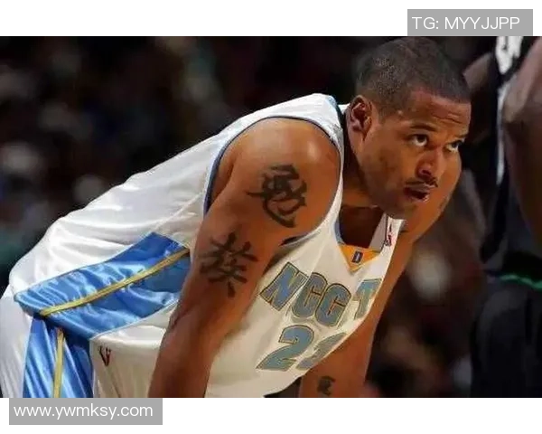 足球球星独特纹身背后的故事与象征意义深度解析