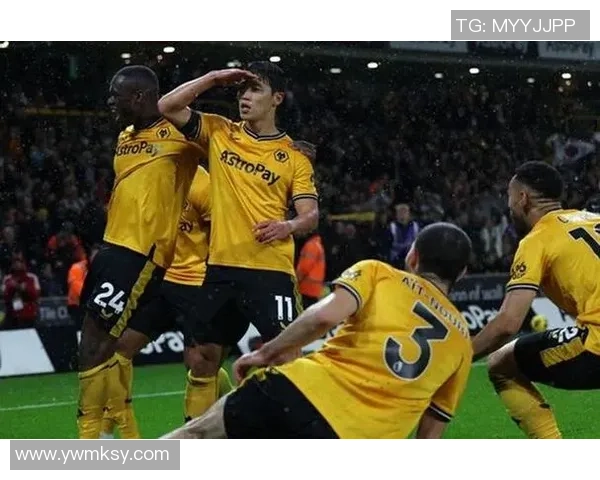 德国足球狼队的明星球员是谁 了解这位备受瞩目的球员背后的故事