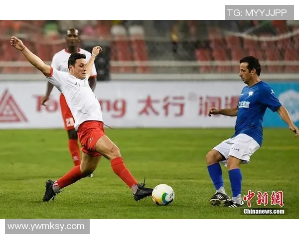 全球足球最强球星排名盘点 谁是当今足坛的王者与传奇